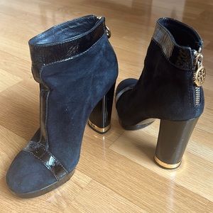 Tory Burch Booties size 6